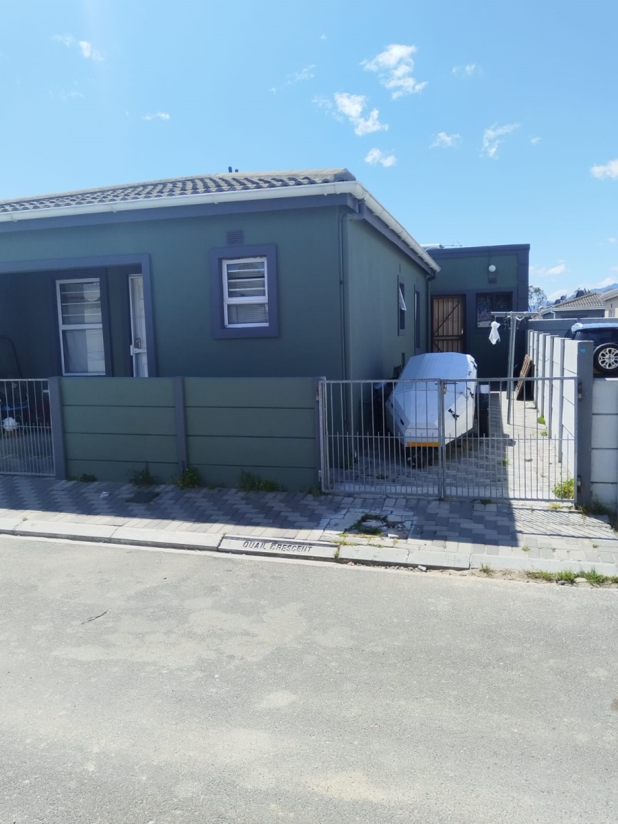 2 Bedroom Property for Sale in Electric City Western Cape